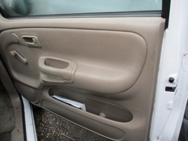 2002 TOYOTA TUNDRA STD CAB WHITE 3.4L AT 2WD Z17572